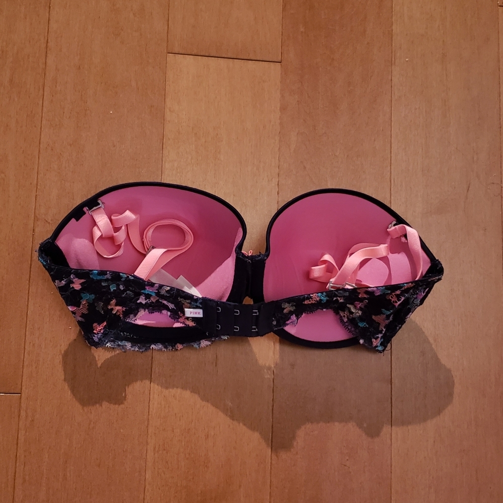 Pink bra - Picture 2 of 3